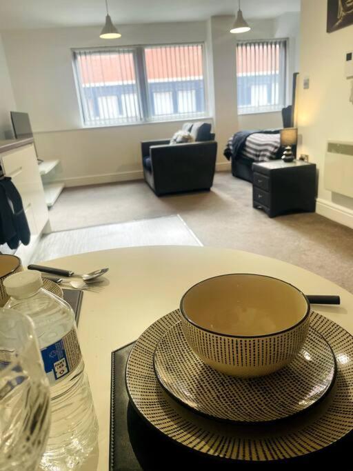 #215 1 Bed Serviced Apartment Ντέρμπι Εξωτερικό φωτογραφία